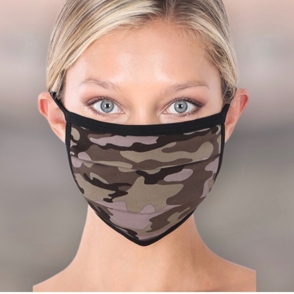🔴 5 for $10 ONE Zenana Camouflage Print Cotton Face Mask - Picture 1 of 7